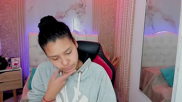 AriaVega online show from 11, 3, 2026