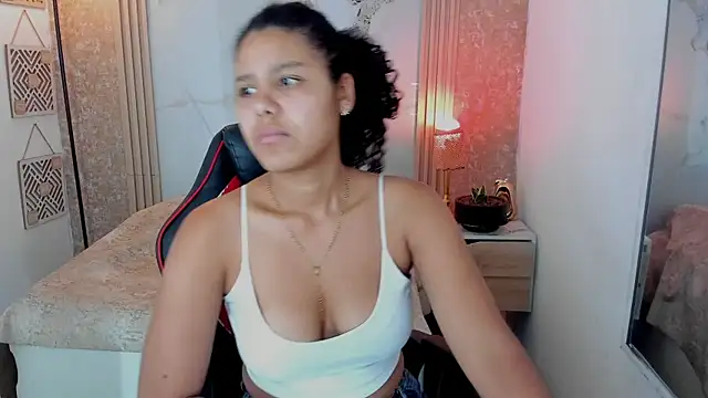 AriaVega online show from 4, 5, 2026