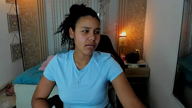 AriaVega online show from 13, 5, 2026