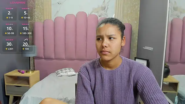 AriaVega online show from 16, 12, 2025