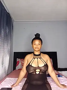 Snapshot of Sultrytits6 chatting on 18, 11, 2025 Sultrytits6 online show from 18, 11, 2025