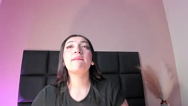 Snapshot of LilithEsme chatting on 20, 11, 2025 LilithEsme online show from 20, 11, 2025