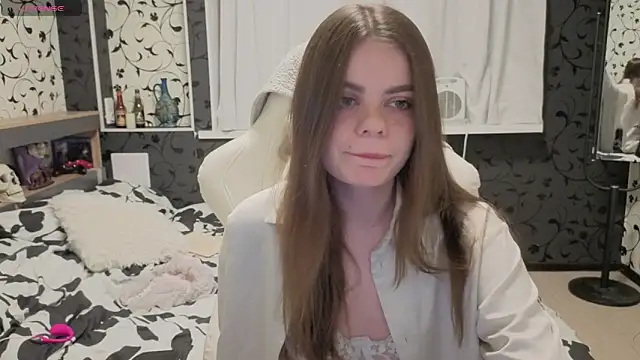 xAlisontiny online show from 5, 3, 2026