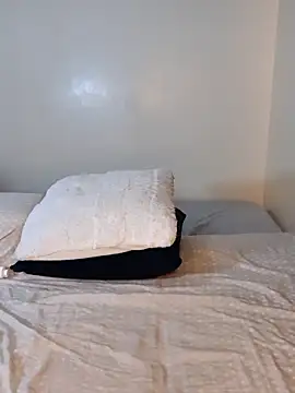 cocoluvx online show from 24, 10, 2025