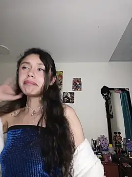 caramel doll   online show from 30, 10, 2025