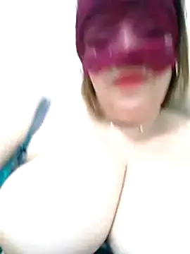 Snapshot of -Sonbola chatting on 24, 10, 2025 -Sonbola online show from 24, 10, 2025