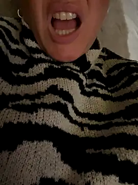 Daiana Andra online show from 22, 10, 2025