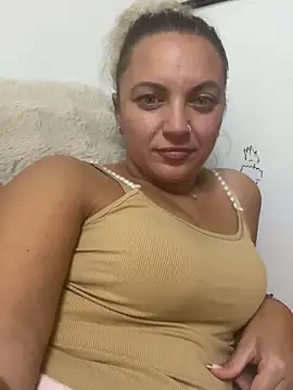 Daiana Andra online show from 3, 10, 2025