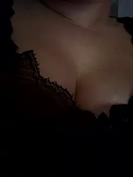 Daiana Andra online show from 7, 1, 2026