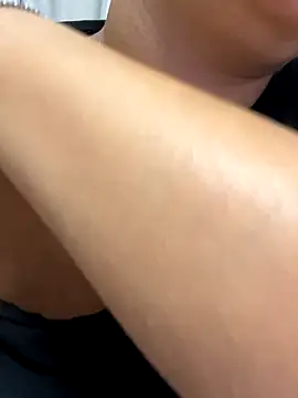 Daiana Andra online show from 18, 10, 2025