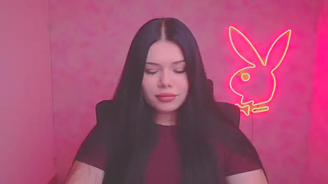 Mona Esty online show from 28, 10, 2025