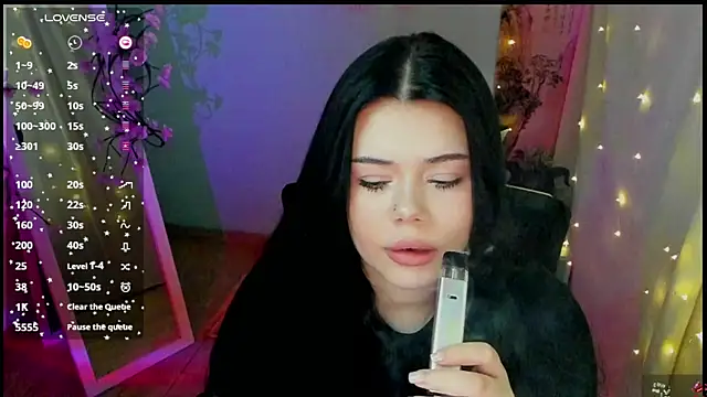 Mona Esty online show from 9, 5, 2026