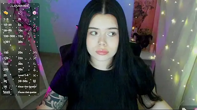 Mona Esty online show from 3, 7, 2026