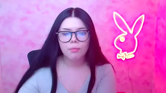 Mona Esty online show from 19, 12, 2025