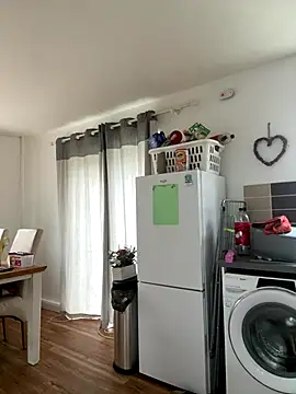 MimiMaee online show from 11, 11, 2025