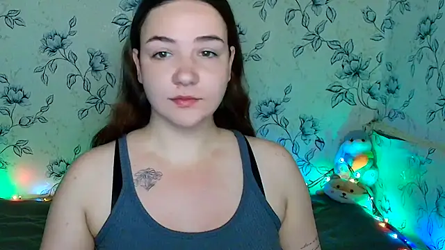 Snapshot of OliviaMontgommery chatting on 15, 6, 2026 OliviaMontgommery online show from 15, 6, 2026