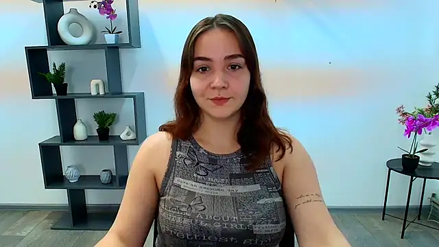 OliviaMontgommery online show from 23, 11, 2025