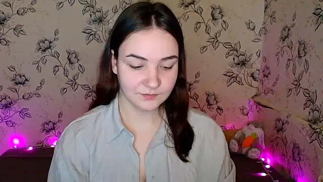 OliviaMontgommery online show from 24, 3, 2026