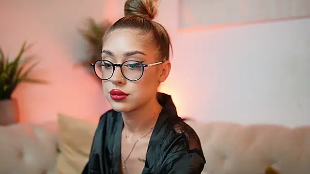 AileenKiss online show from 10, 10, 2025