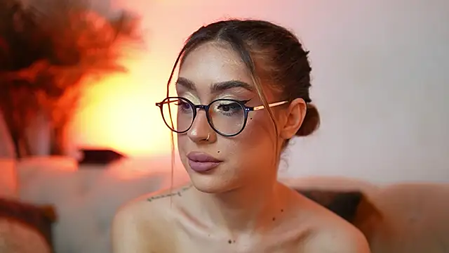 AileenKiss online show from 20, 6, 2026