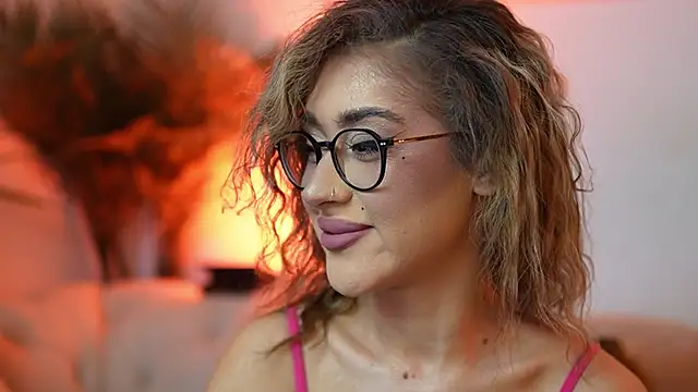 AileenKiss online show from 11, 6, 2026