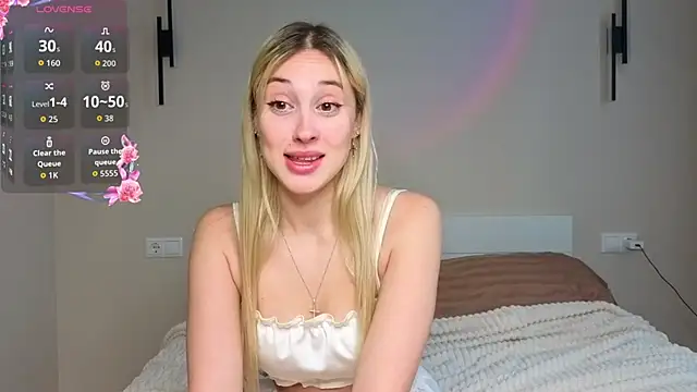 foxy vivi online show from 6, 11, 2025