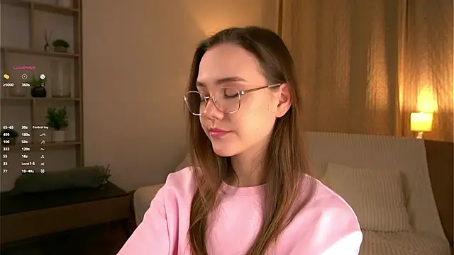 SweetSaraPie online show from 6, 3, 2026