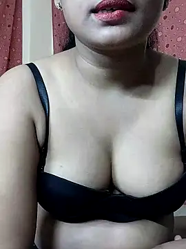 Aditi1996 online show from 7, 11, 2025