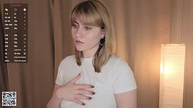 EuniceRaymundo online show from 28, 10, 2025