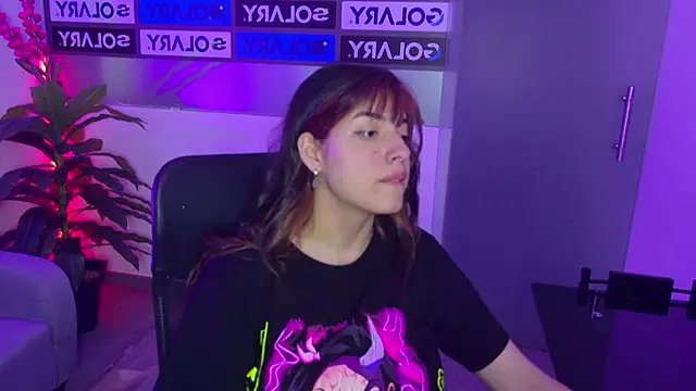 Violetta Swett  online show from 18, 11, 2025