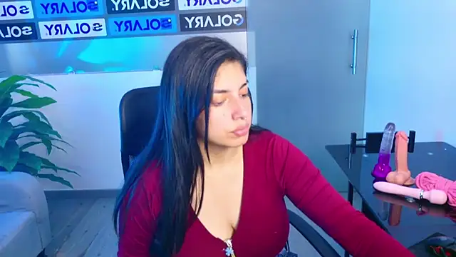 Violetta Swett  online show from 30, 10, 2025