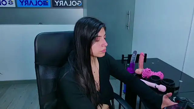 Violetta Swett  online show from 1, 11, 2025