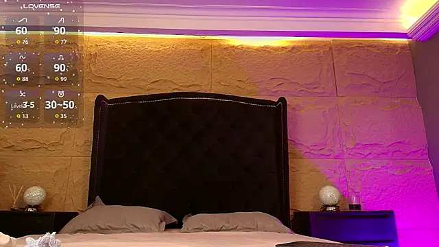 naomi hill1 online show from 9, 10, 2025