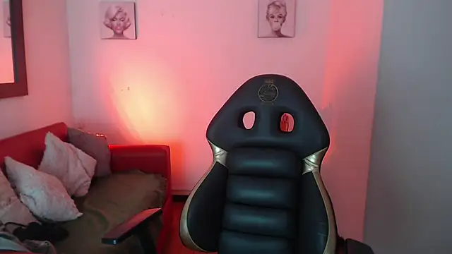 Andy Eagleton 20  online show from 8, 4, 2026