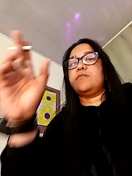 Xander Taylor  online show from 22, 11, 2025