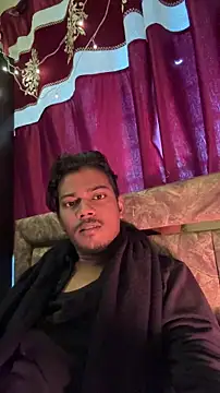 Ujjwallkumar0069 online show from 2, 12, 2025