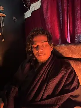 Ujjwallkumar0069 online show from 4, 12, 2025