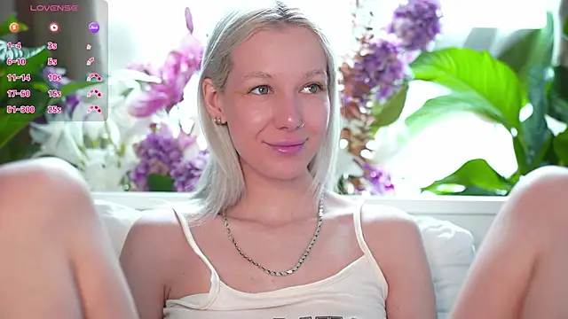 RanyThomson online show from 3, 12, 2025