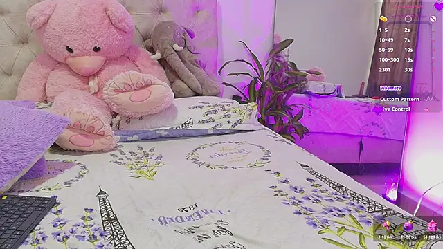 SoofiKiss online show from 4, 6, 2026