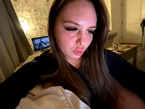 EllaStarrxxx online show from 28, 10, 2025