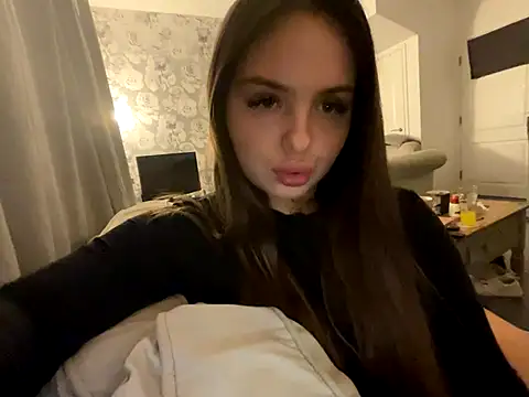 EllaStarrxxx online show from 26, 10, 2025