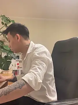 latava online show from 21, 10, 2025