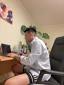 latava online show from 14, 11, 2025