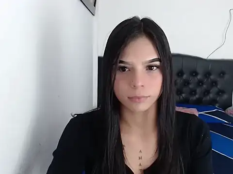 Snapshot of linnaskinyy chatting on 30, 11, 2025 linnaskinyy online show from 30, 11, 2025