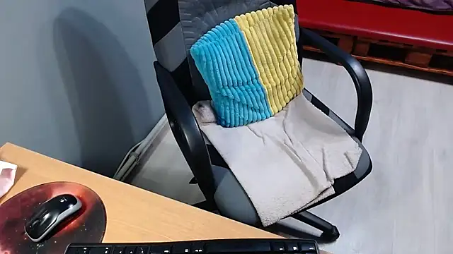 Ledi Catherin online show from 24, 2, 2026