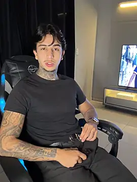 RealGdiass online show from 4, 10, 2025