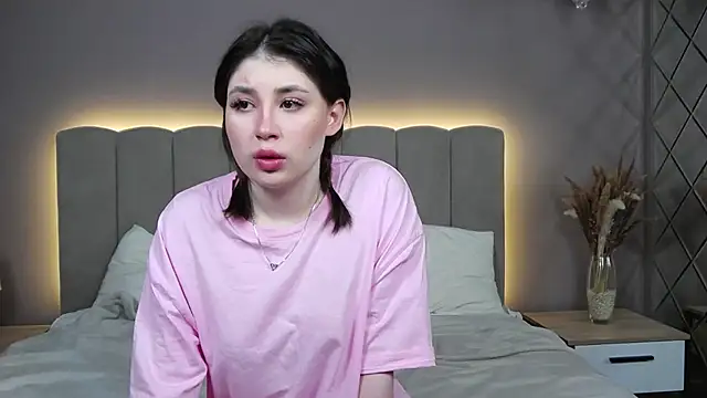 DianaMello online show from 19, 10, 2025