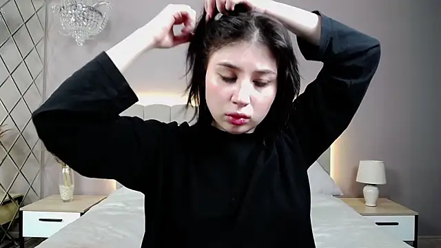 DianaMello online show from 8, 11, 2025