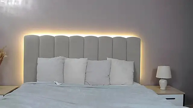 DianaMello online show from 17, 12, 2025