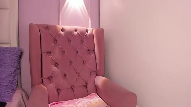 ZammyRossee online show from 18, 12, 2025